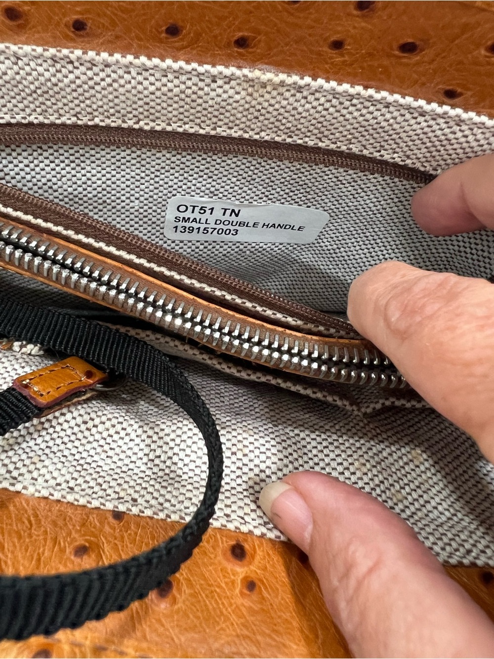 Dooney & Bourke Satchel Caramel Brown Ostrich Embossed Turn Lock Zip - Picture 9 of 9